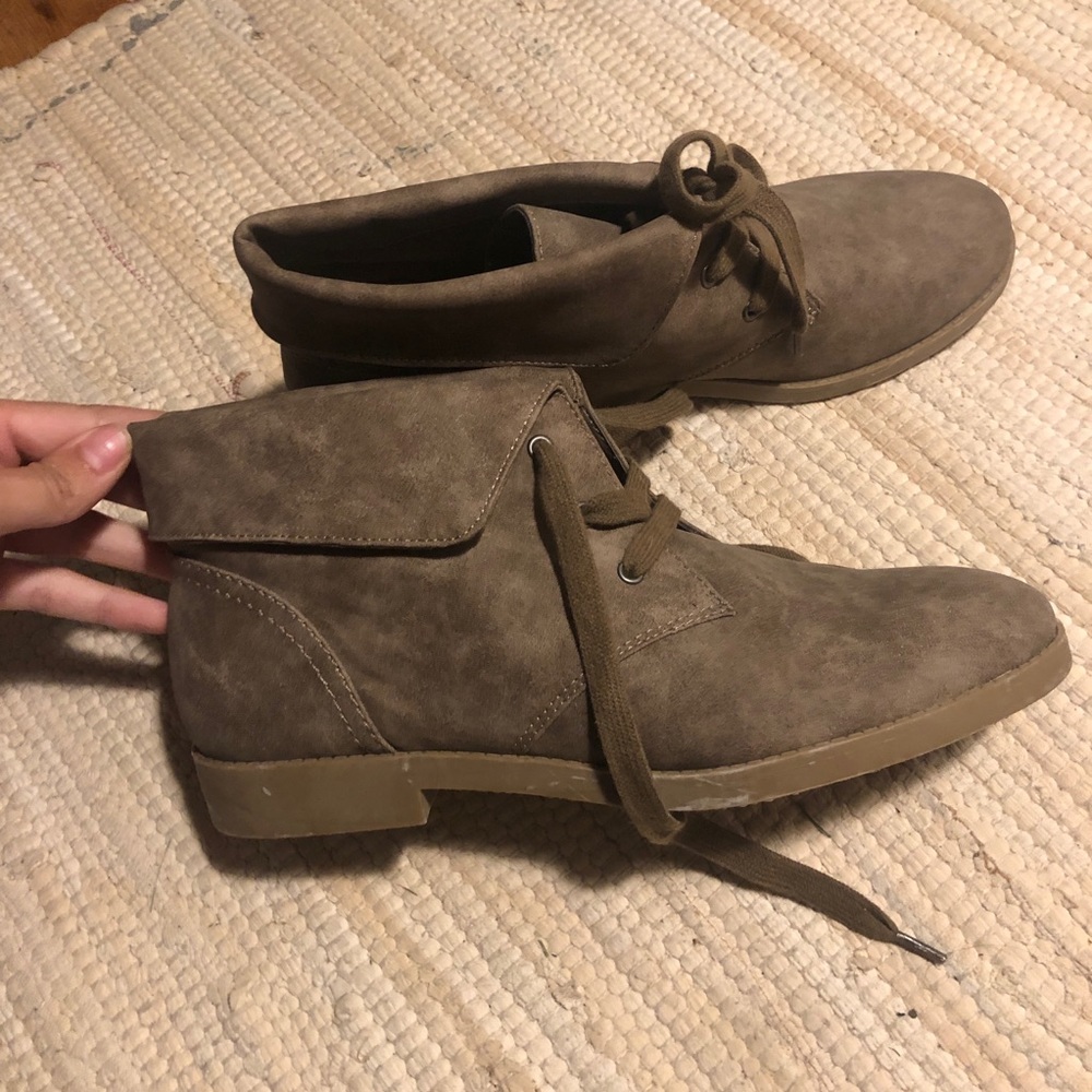 Olive Green/Grey Lace Up Booties - Size 8